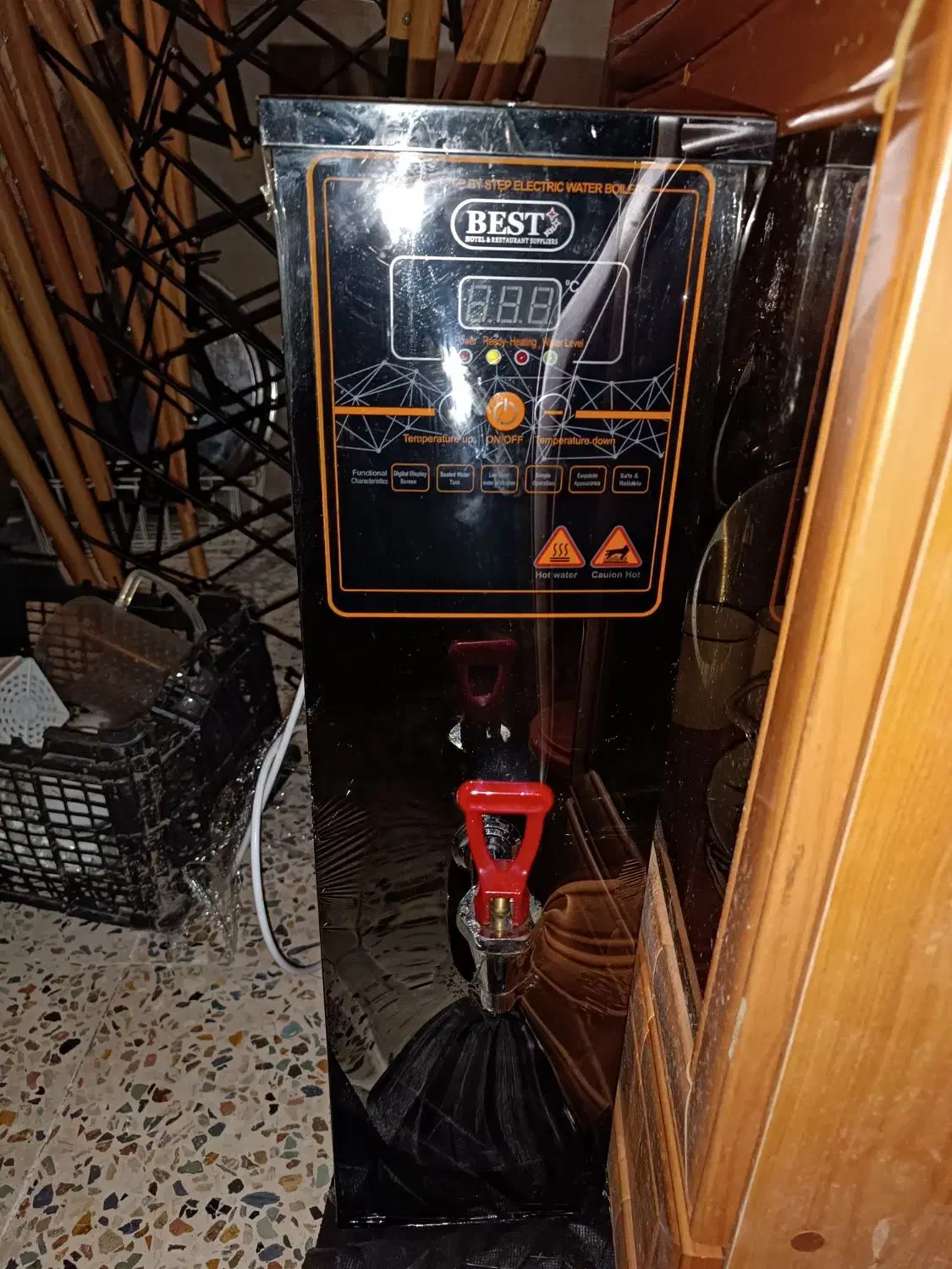 بویلر آب جوش برند بست|کافی‌شاپ و رستوران|بندر انزلی, جفرود پایین|دیوار