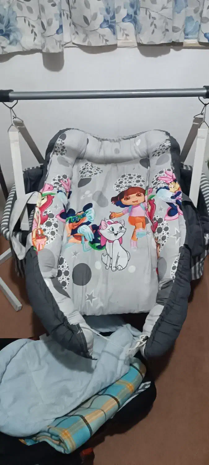 گهواره نوزاد کریر تشک گاردار اغوش نوزاد|کالسکه و لوازم جانبی|گلبهار, شهر جدید گلبهار|دیوار