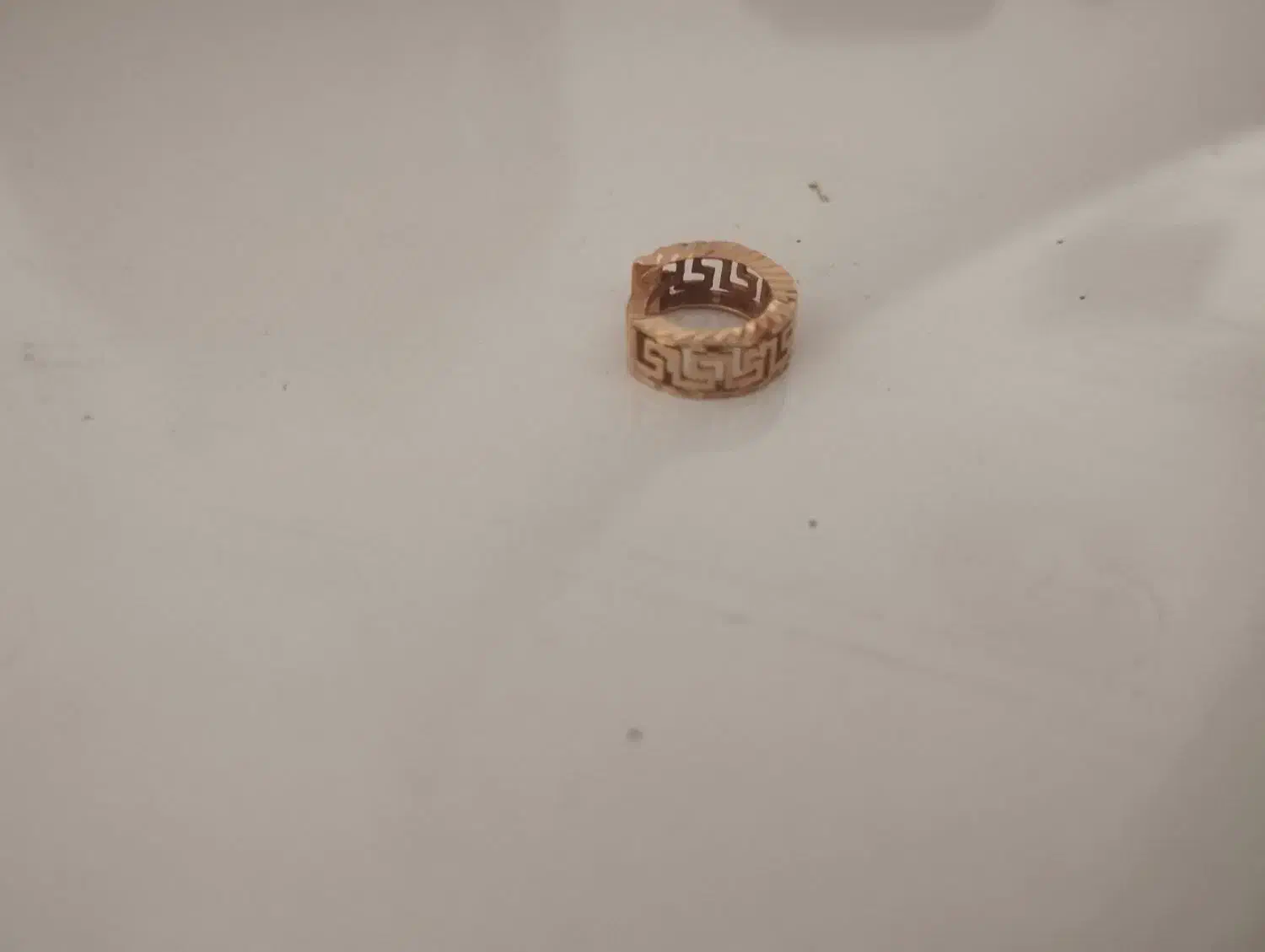 یه لنگه گوشواره طلا گم کردم|جواهرات|عباسآباد, |دیوار