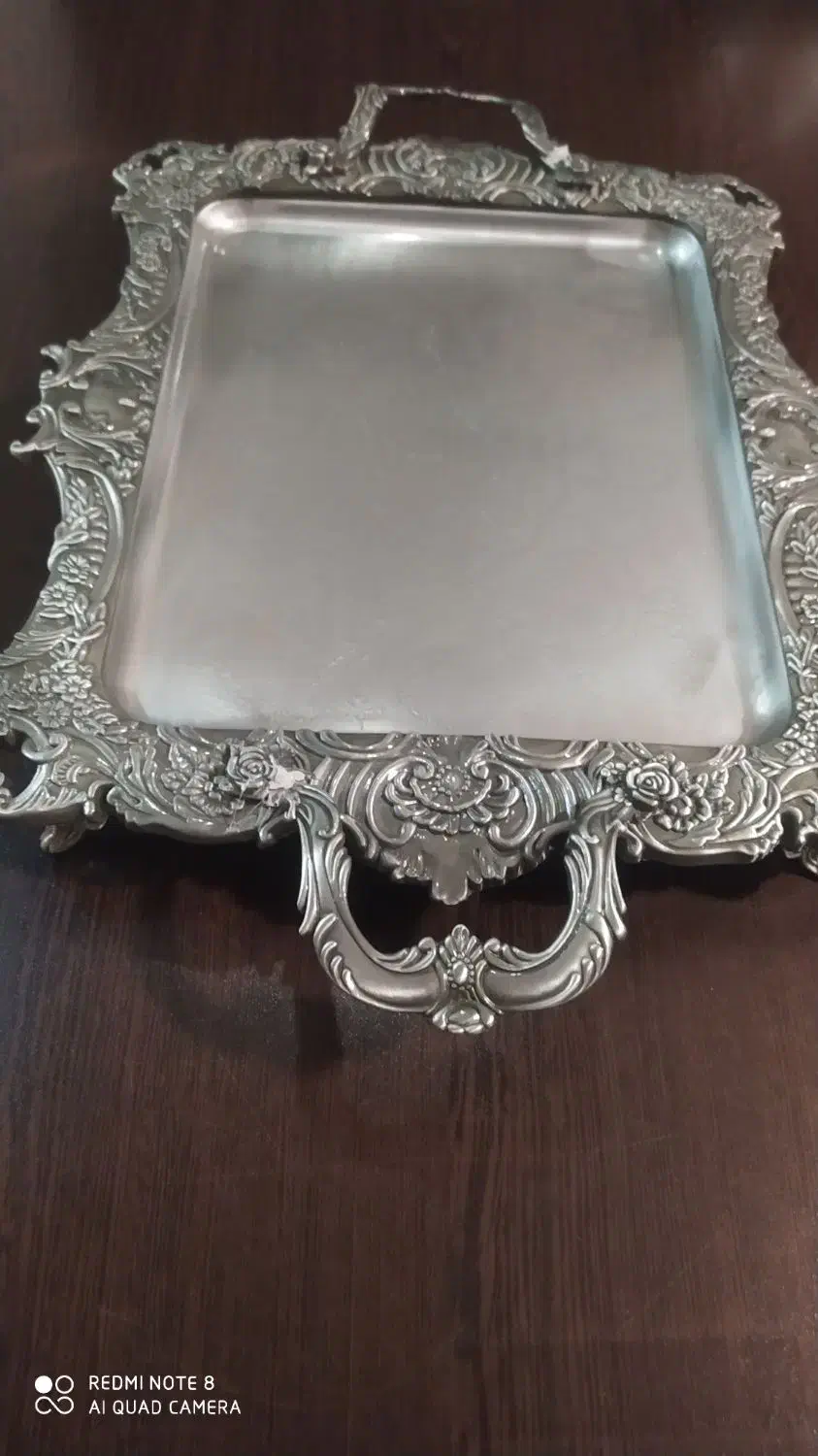 سینی پیوتر قدیمی سنگین وزن|صنایع دستی و سایر لوازم تزئینی|تهران, هوانیروز|دیوار