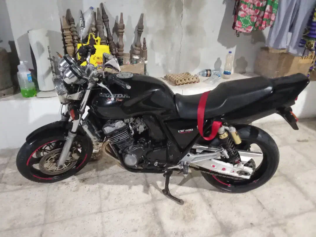 فروش cb400|موتورسیکلت|بندرعباس, |دیوار
