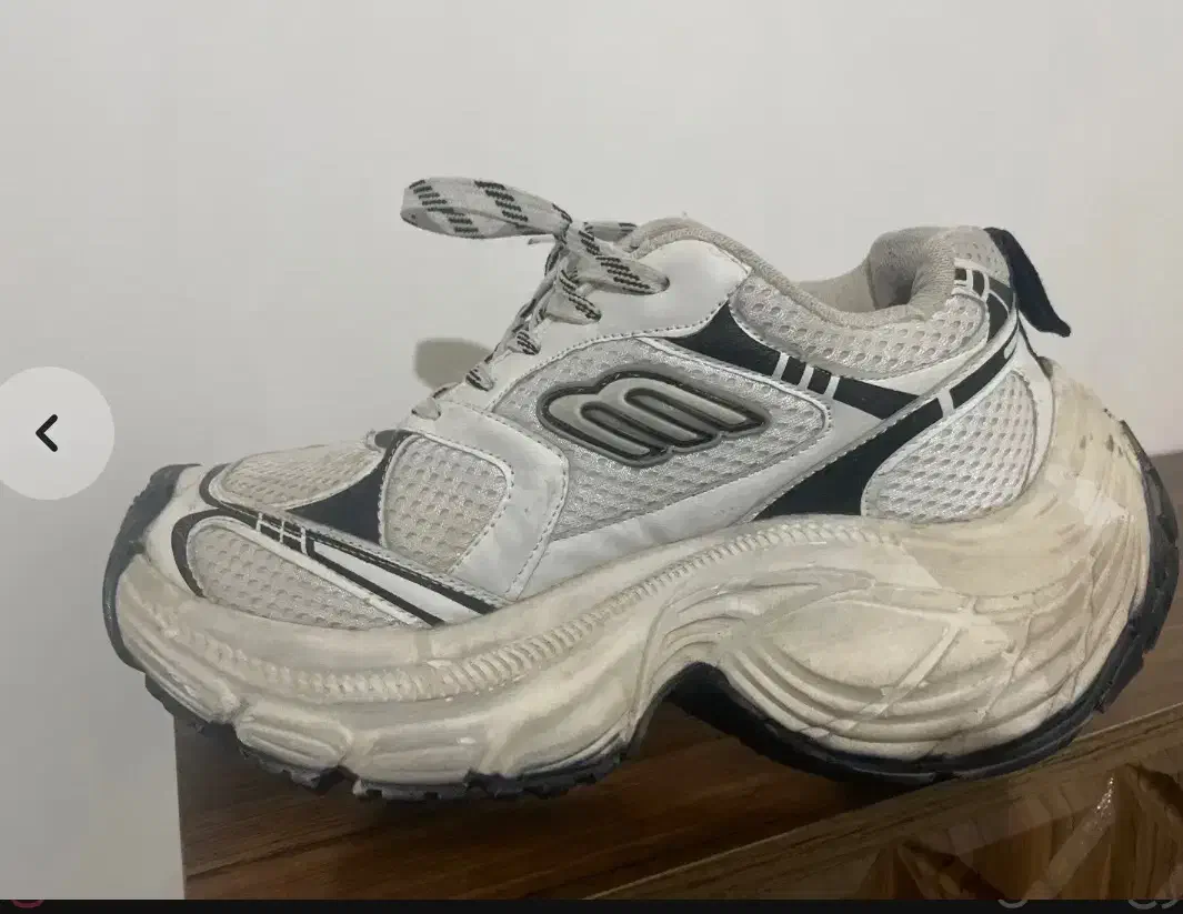 کفش بلنسیگا|کیف، کفش، کمربند|کرمان, |دیوار