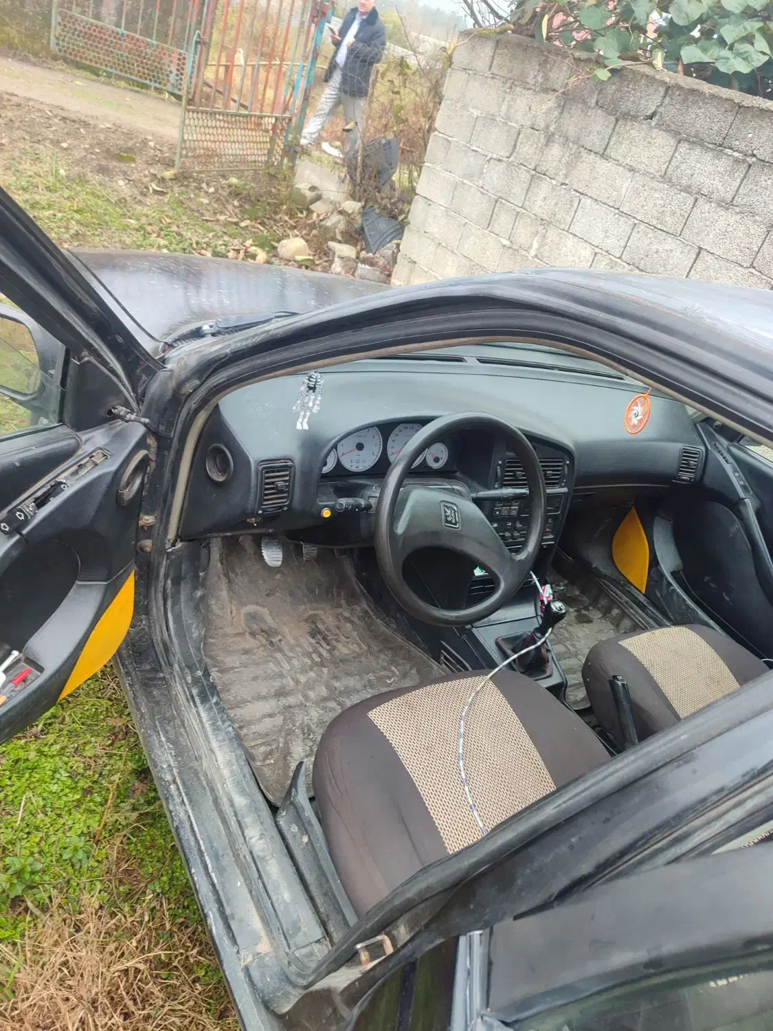 پژو 405 مدل 83. جی ال ایکس آی1/8|خودرو سواری و وانت|اسالم, |دیوار