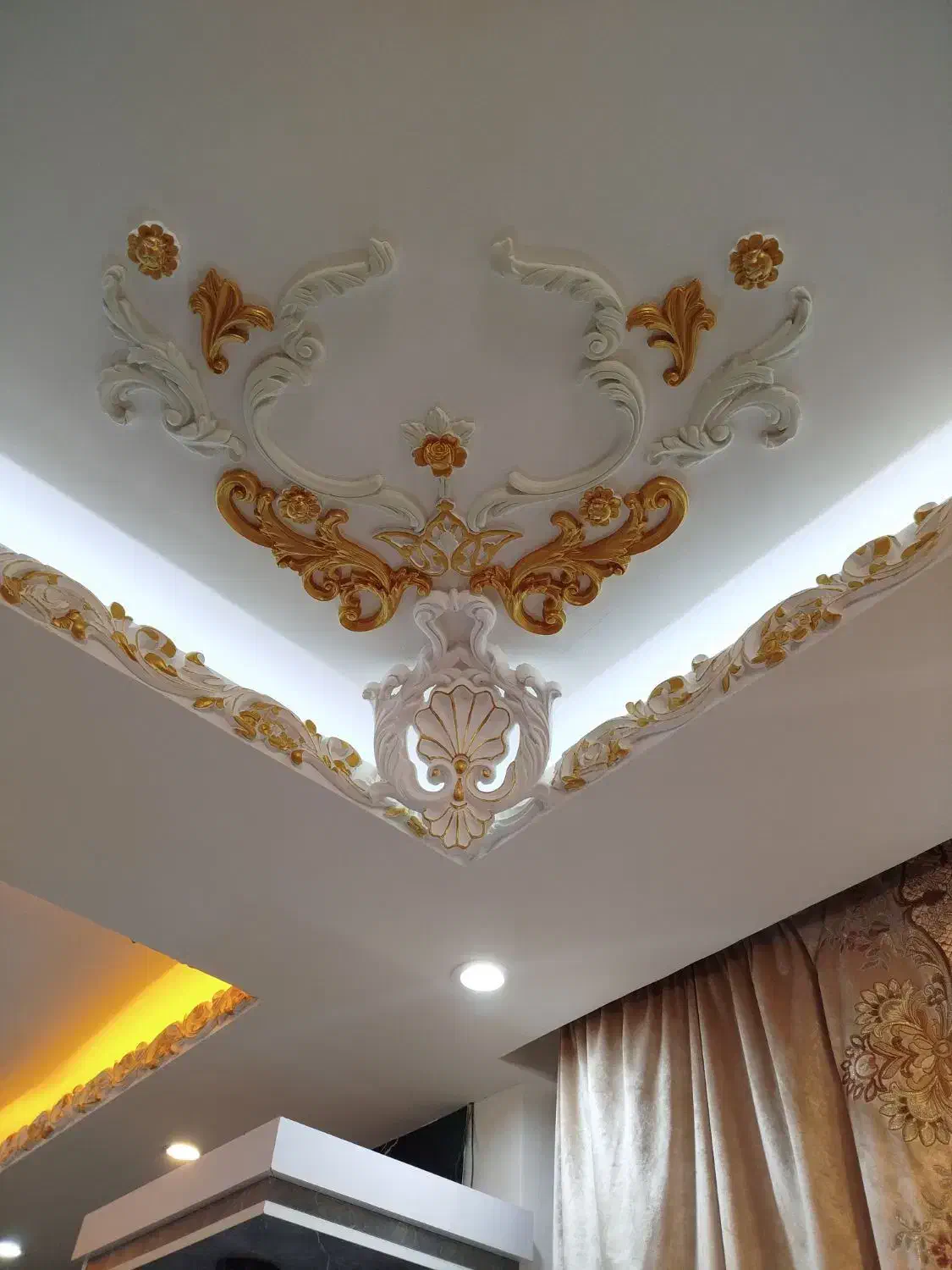 نقاش پتینه کار نیمه ماهر یا ساده|استخدام معماری، عمران و ساختمانی|اردبیل, |دیوار