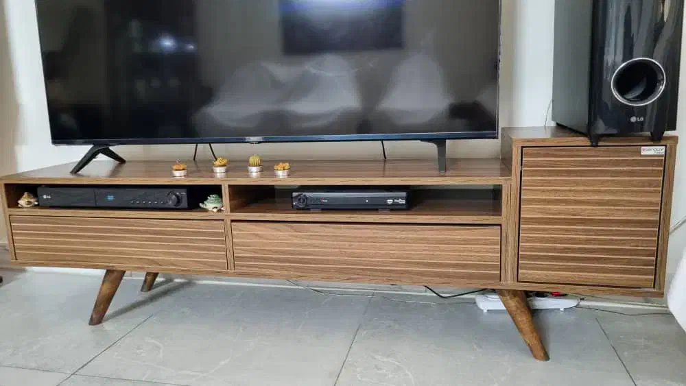 میز زیر تلوزیون|میز تلویزیون|کرج, باغستان|دیوار