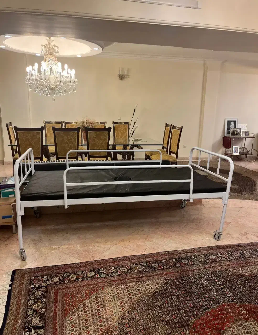 تخت برقی مکانیکی دستی بیمار بیمارستانی ااجاره|آرایشی، بهداشتی، درمانی|بوکان, |دیوار