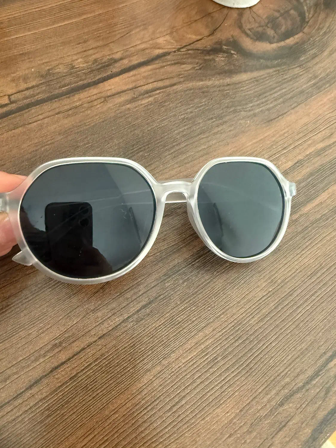 عینک دودی|زیورآلات و اکسسوری|رباطکریم, رباطکریم|دیوار