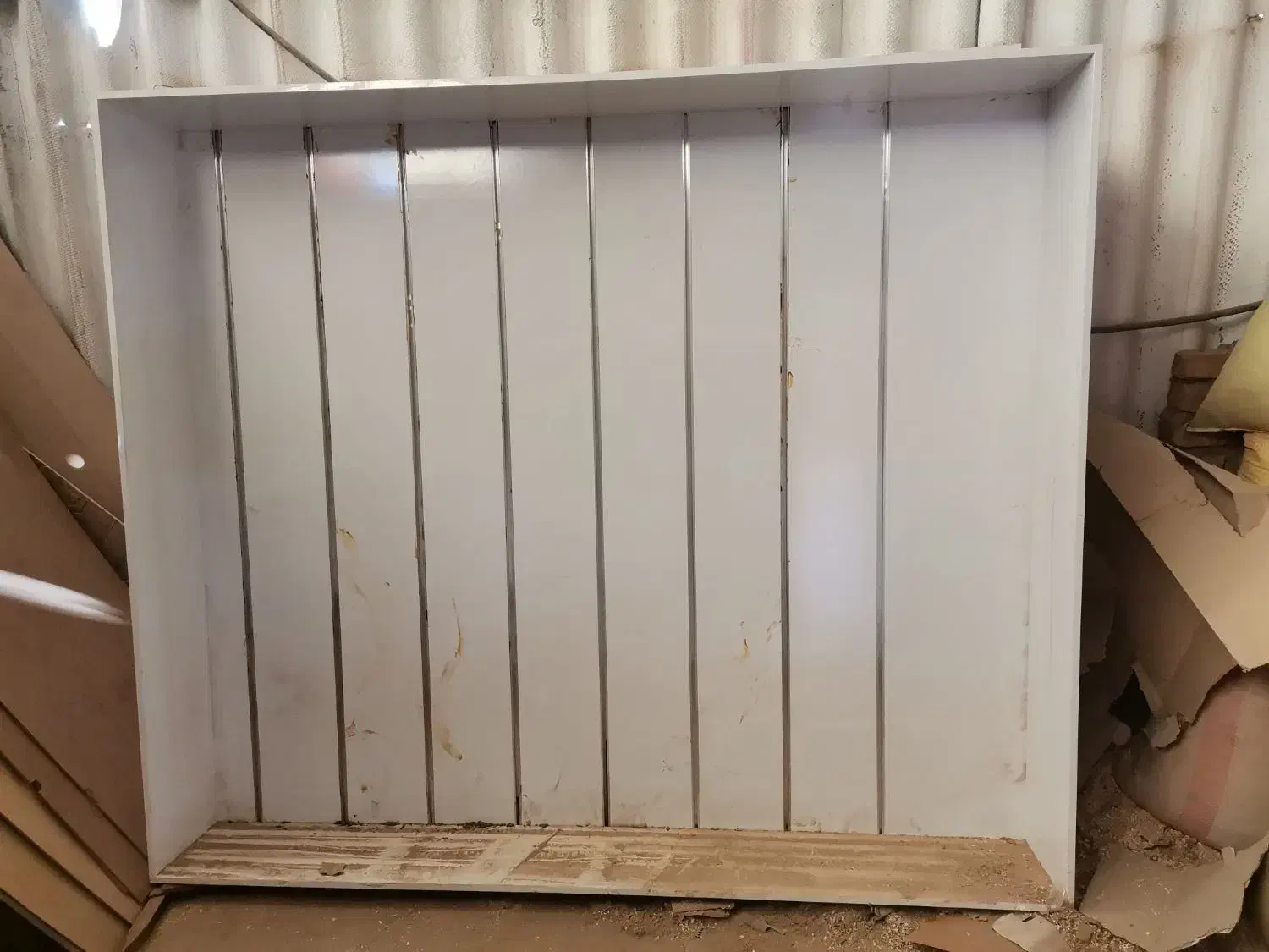 رگال مناسب برای موبایل فروشی و لباس|کتابخانه، شلف، قفسه‌های دیواری|یزد, |دیوار