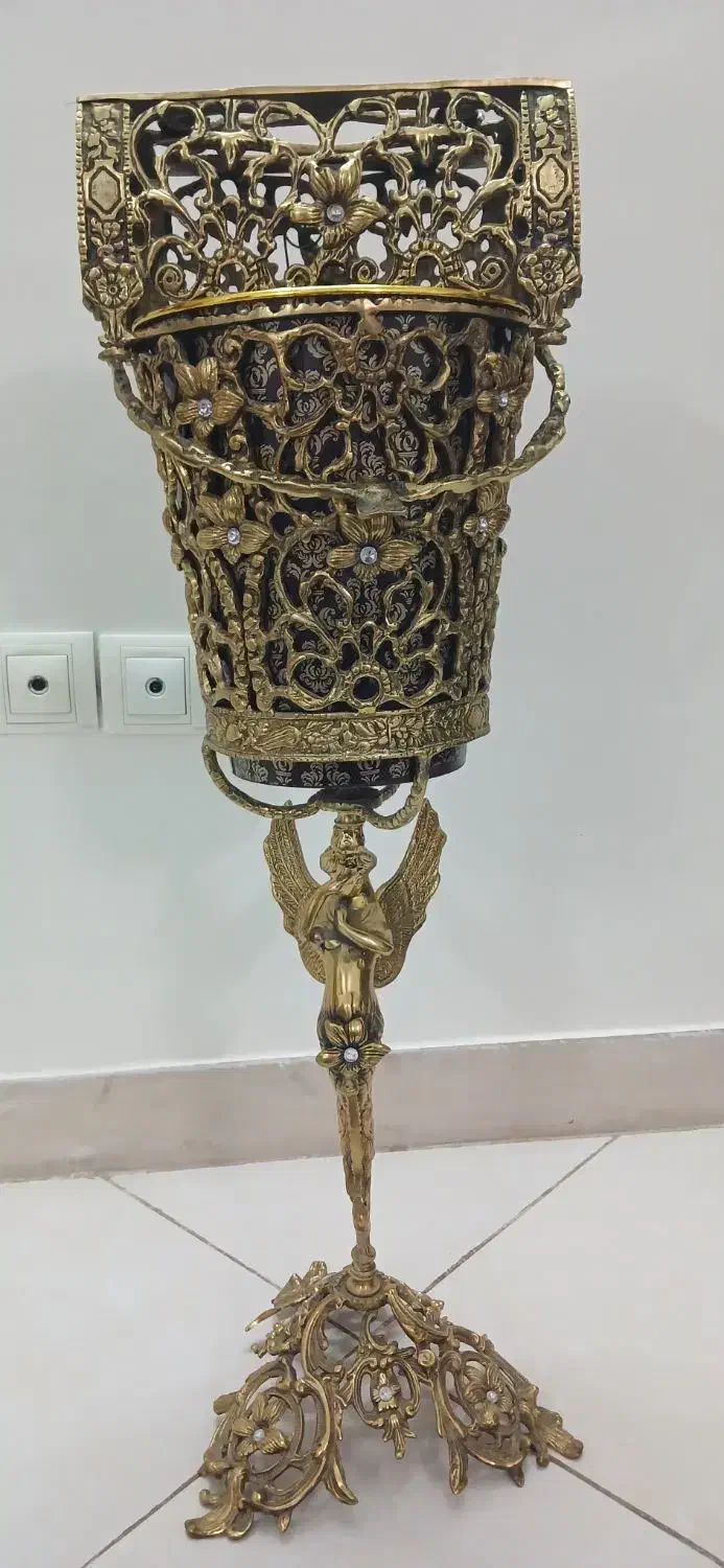 سطل و جا دستمالی جنس برنجی|صنایع دستی و سایر لوازم تزئینی|تهران, سیروس|دیوار