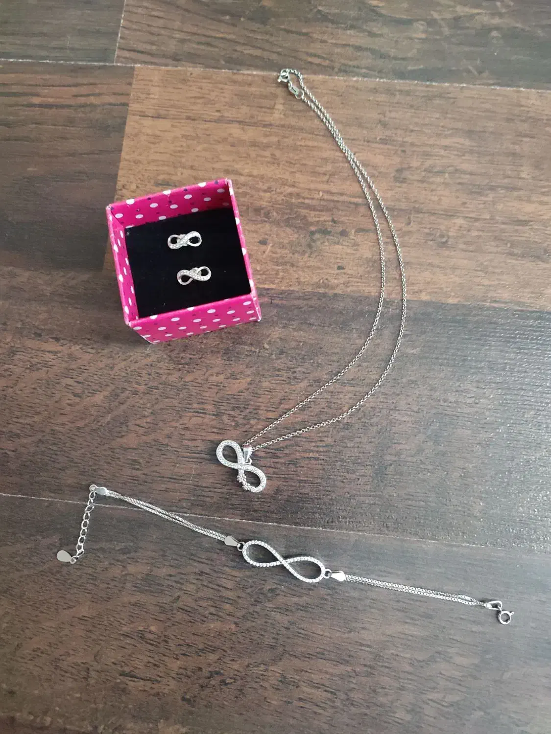 نقره|جواهرات|تبریز, |دیوار