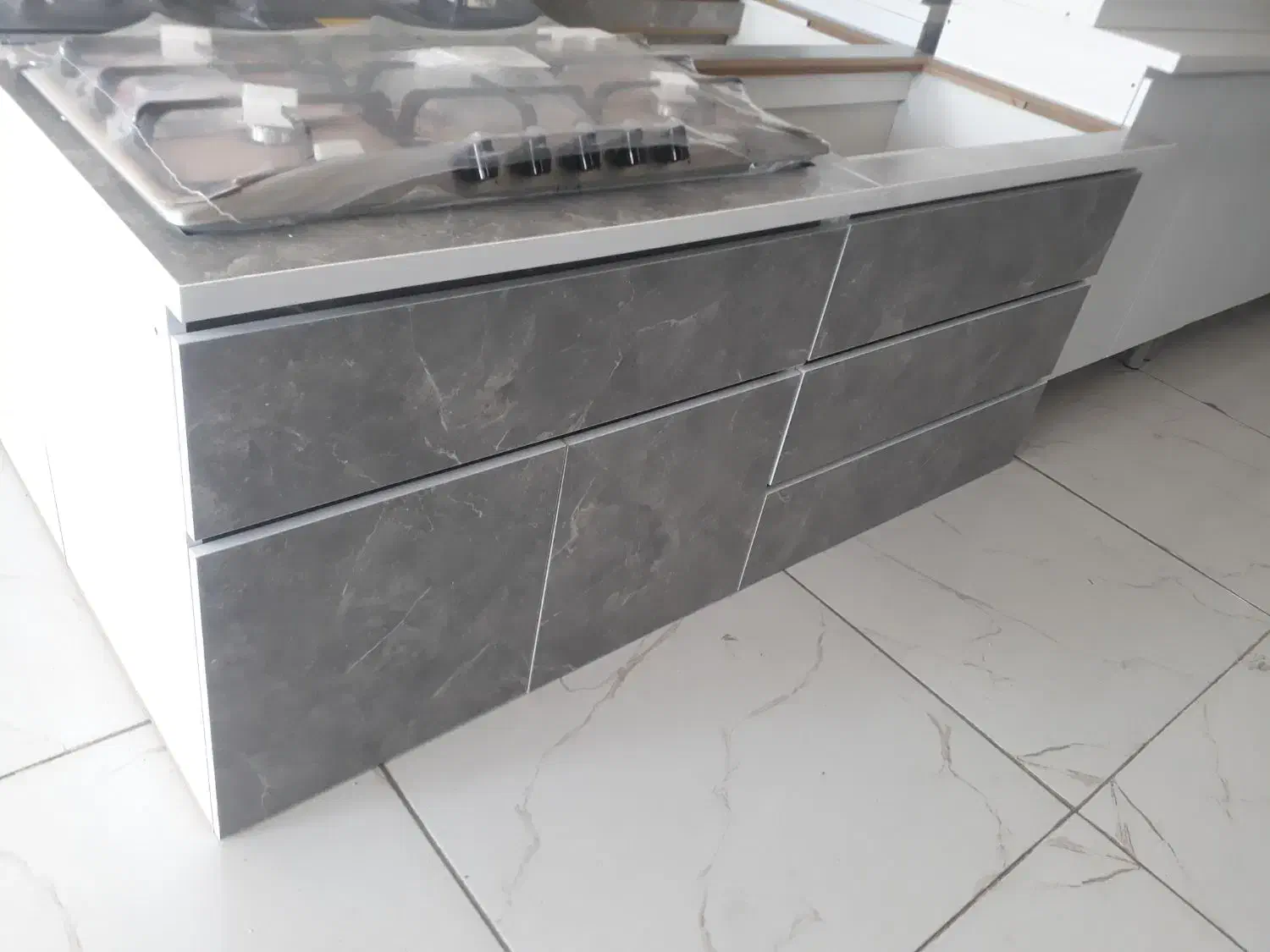 کابینت زیرگازی اماده با برش و دستگیره مخفی|مصالح و تجهیزات ساختمان|هشتگرد, هشتگرد قدیم|دیوار