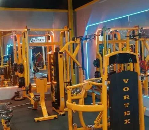 نیاز به مربی و منشی خانم  در باشگاه در اصغراباد|استخدام اداری و مدیریت|خمینی‌شهر, |دیوار