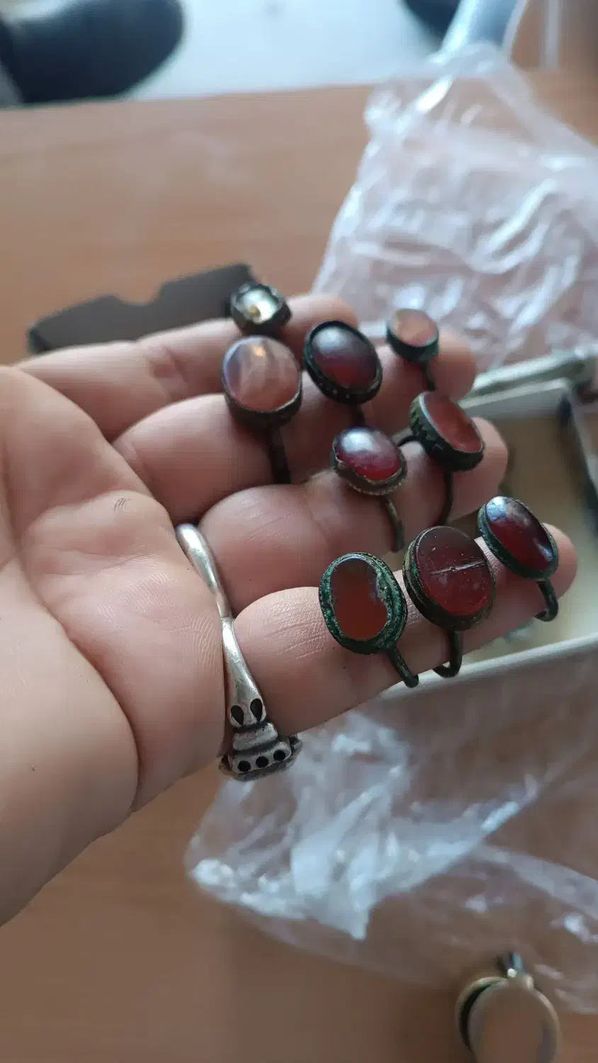 خرید و فروش انواع سنگ و نگین قدیم|کلکسیون اشیاء عتیقه|گرگان, |دیوار