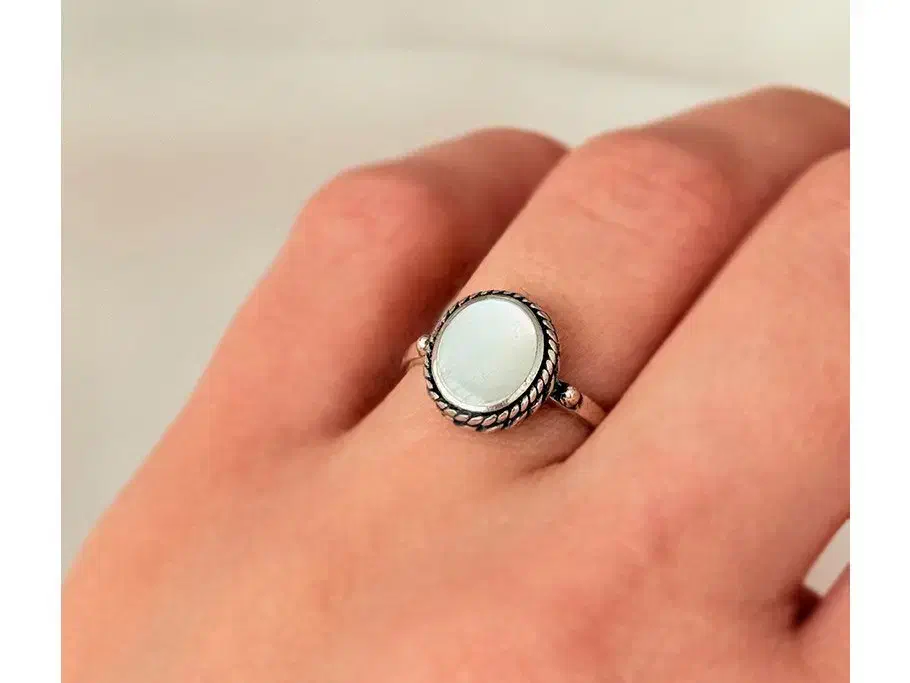 انگشتر نقره نگینی مدل سفید با تخفیف بلک فرایدی|بدلیجات|تهران, سعادت‌آباد|دیوار