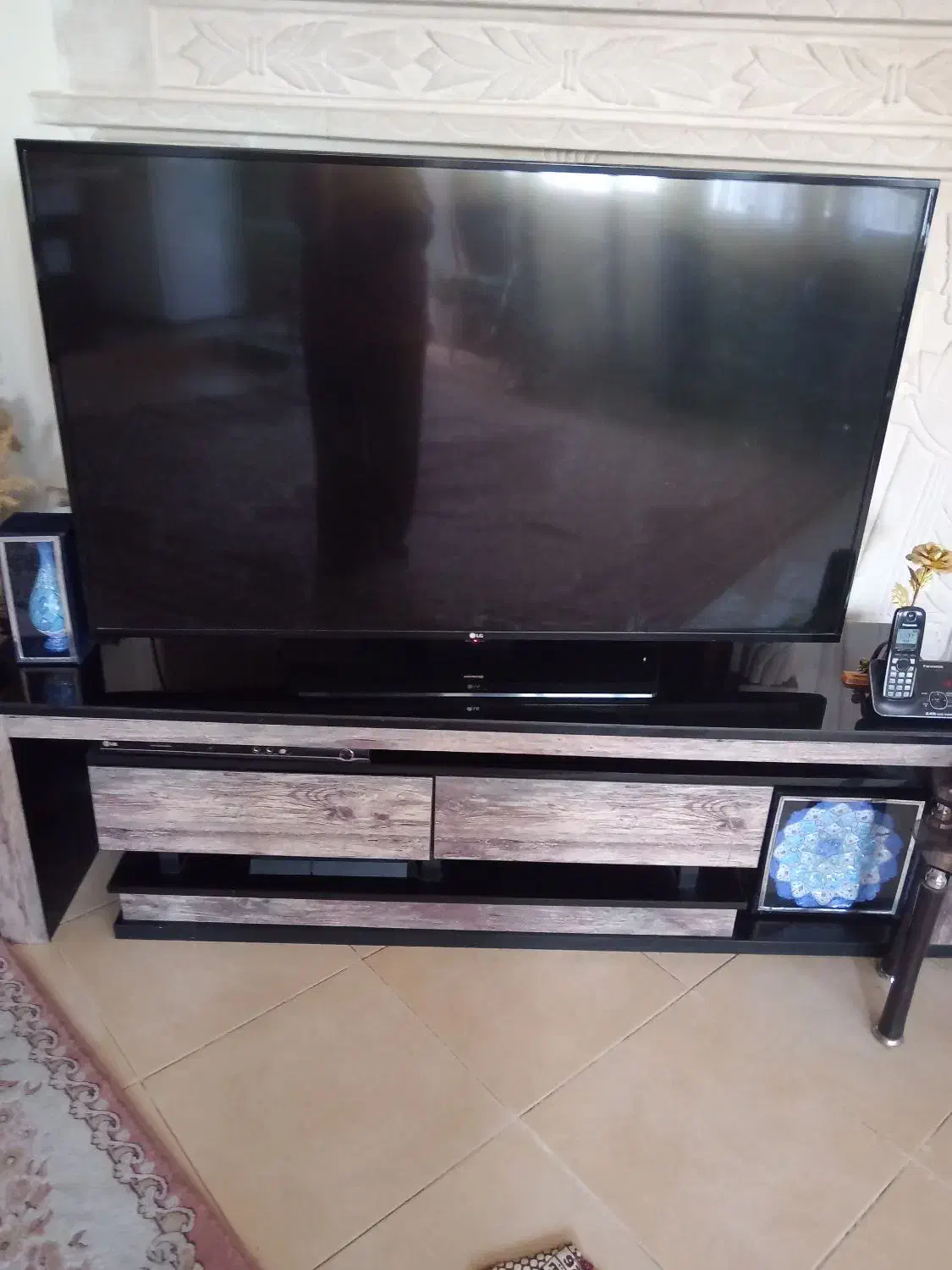 میز تلویزیون|میز تلویزیون|شیراز, فرهنگ شهر|دیوار