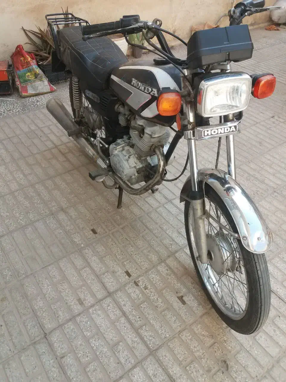 موتور آذرخش ۸۶|موتورسیکلت|کاشان, باغ ماجد|دیوار