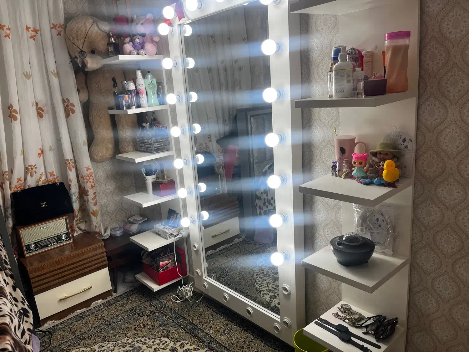 آینه چراغ دار و شلف چوب اصل|آینه|تهران, هفت حوض|دیوار