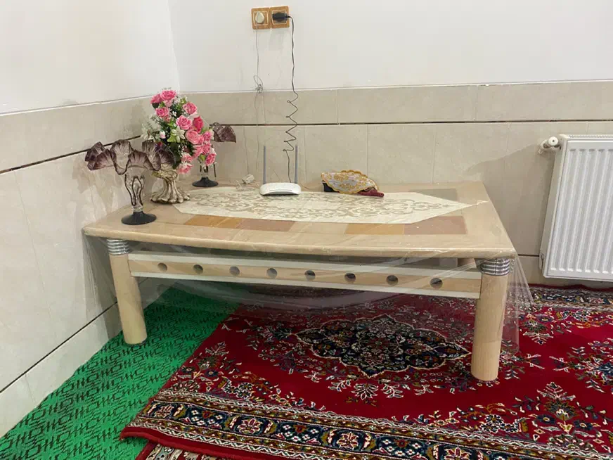 جلومبلی|مبلمان خانگی و میز عسلی|بافق, |دیوار