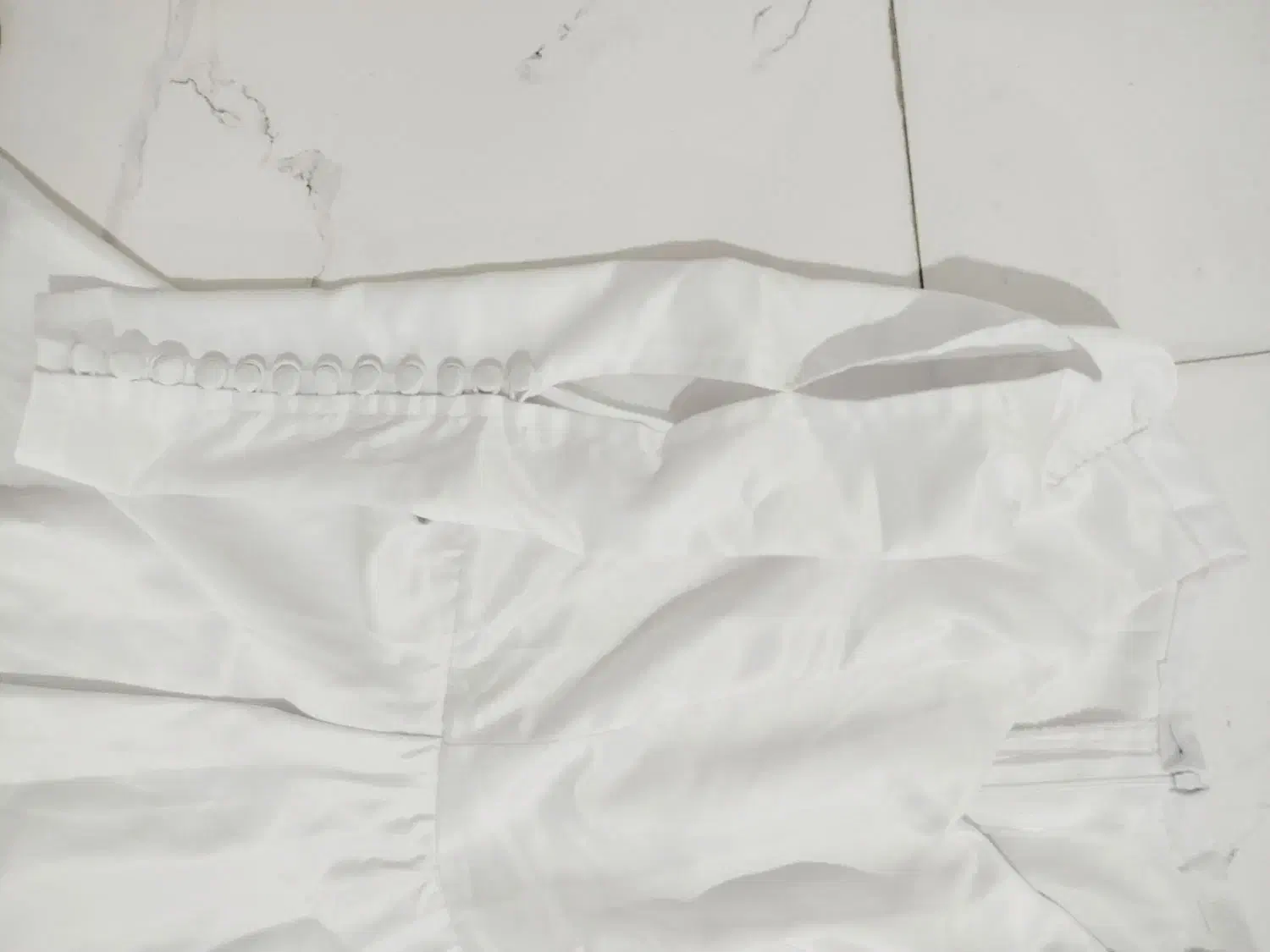 لباس مجلسی|لباس|لوندویل, |دیوار