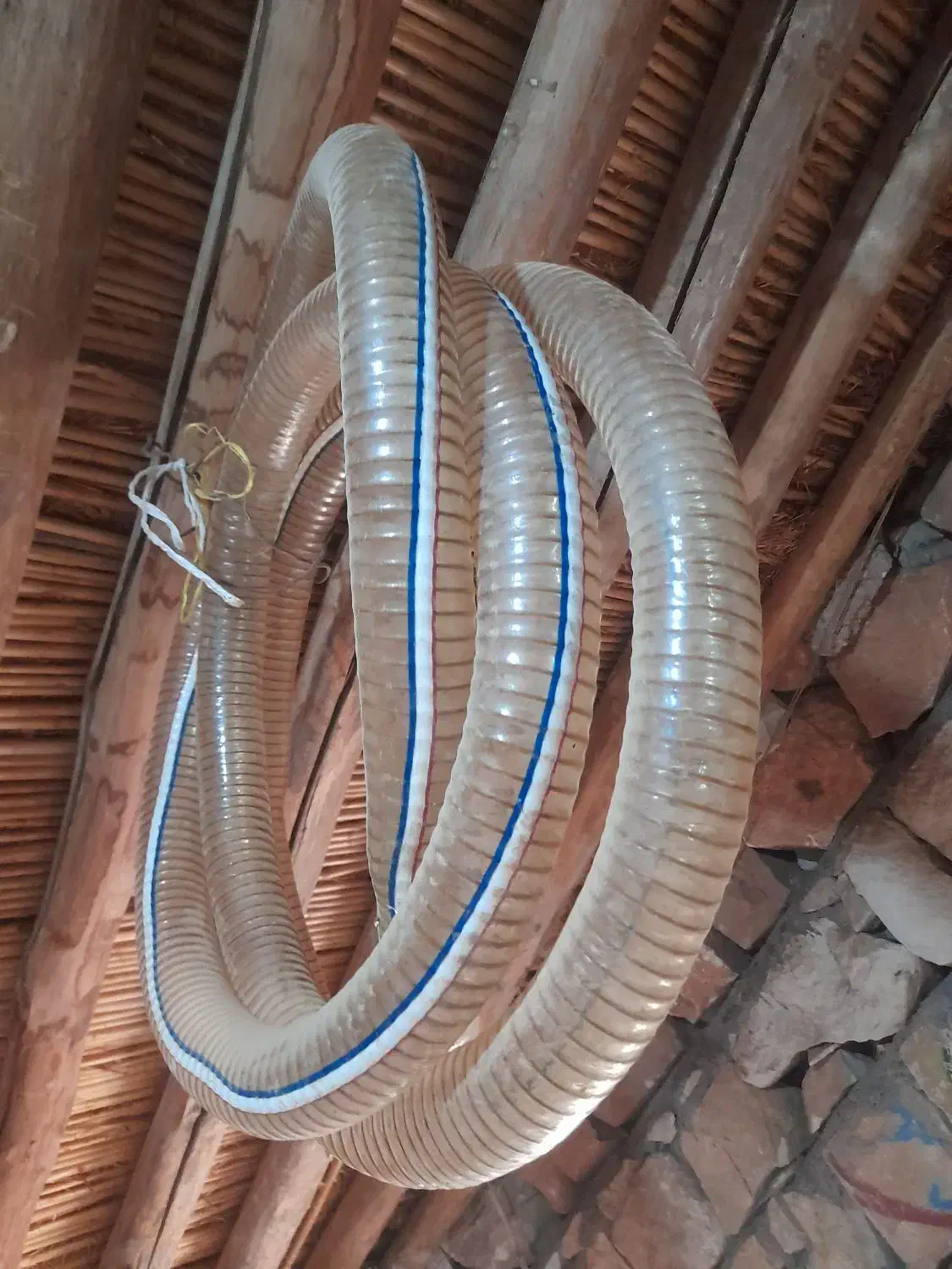 شیلنگ سیمی شفاف ژله ای مکش ۲ اینچ|ابزارآلات|کوهدشت, |دیوار