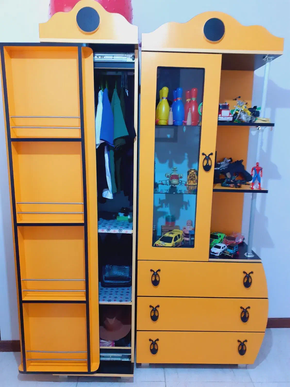 سرویس کمدوتخت همراه. قالیچه. پرده.کالسکه.میز تحریر|اسباب و اثاث بچه|فومن, |دیوار