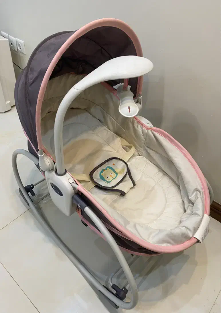 گهواره|تخت و صندلی بچه|تهران, جنت‌آباد شمالی|دیوار