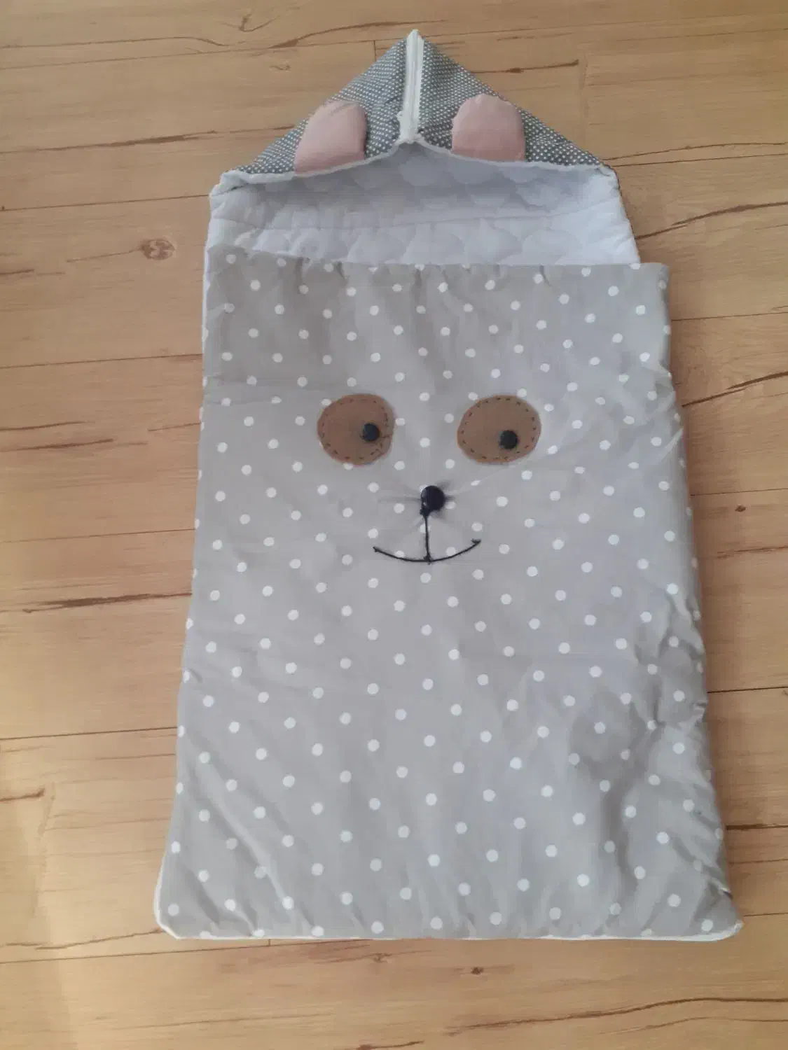 فروش دو عدد قنداق فرنگی|اسباب و اثاث بچه|اصفهان, تیران|دیوار