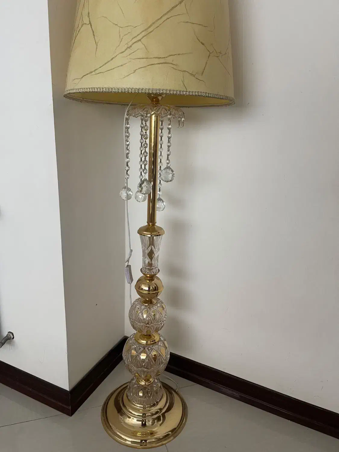 خانه و اشپزخانه|چراغ خواب و آباژور|زاهدان, |دیوار