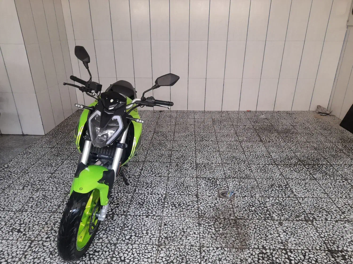 بنلی ۱۸۰|موتورسیکلت|اصفهان, ملکشهر|دیوار