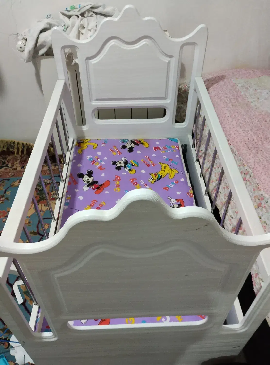 لوازم کودک|تخت و صندلی بچه|اشتهارد, |دیوار