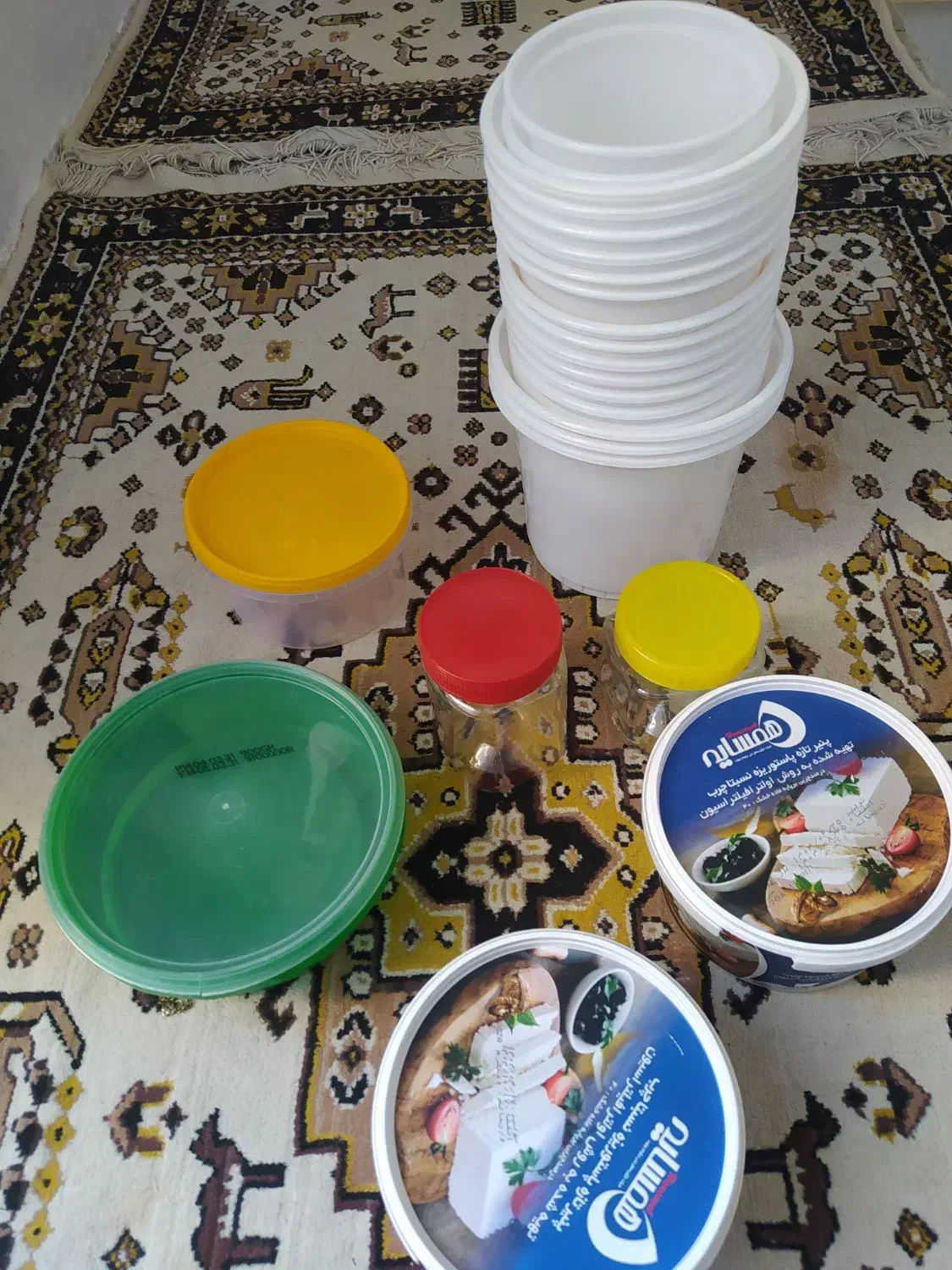 ظرفهای پلاستیکی|ظروف نگهدارنده، پلاستیکی، یک‌بارمصرف|بروجرد, |دیوار