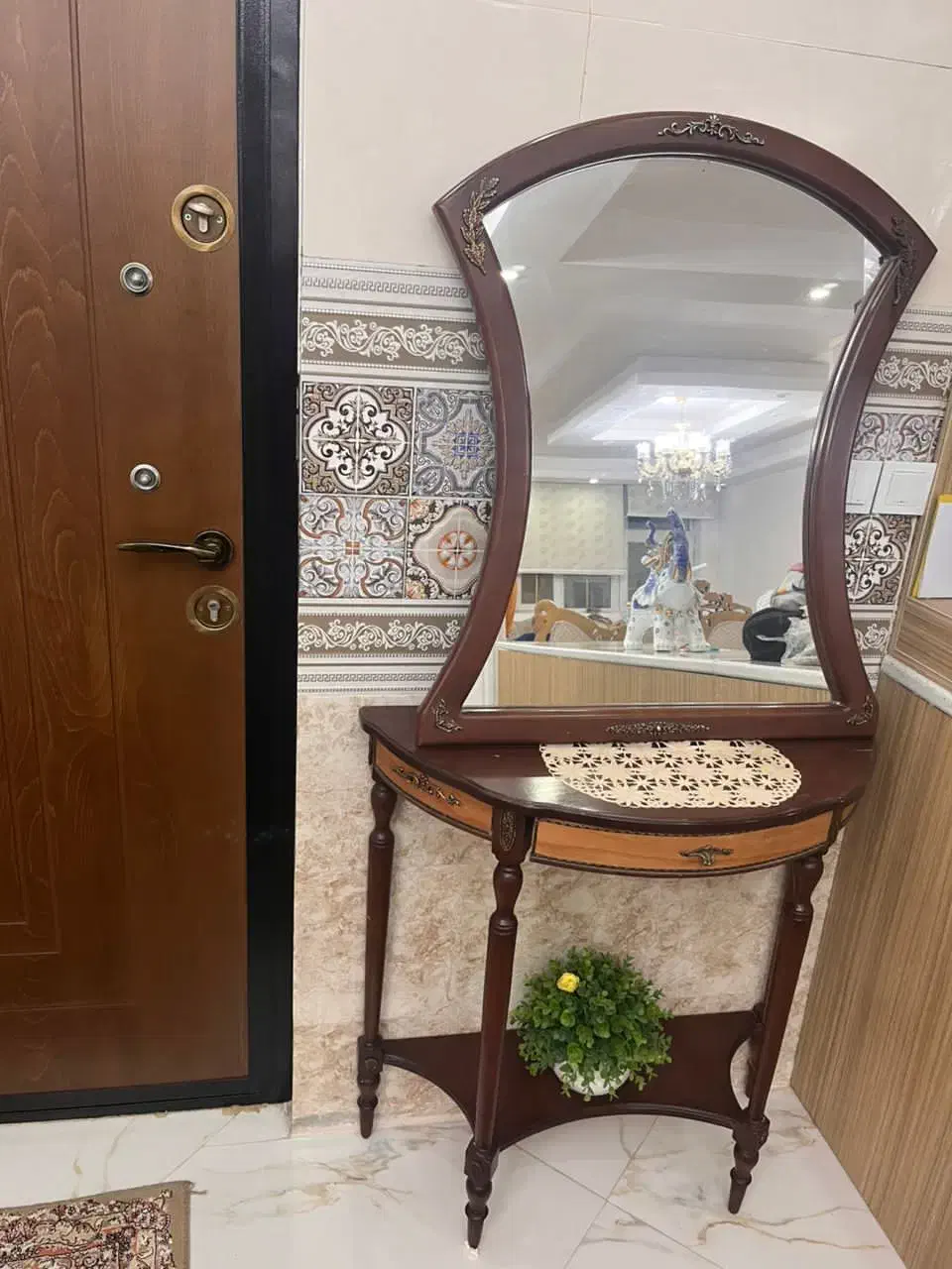 میز وایینه تمیزوسالم|مبلمان خانگی و میز عسلی|فشاپویه, |دیوار