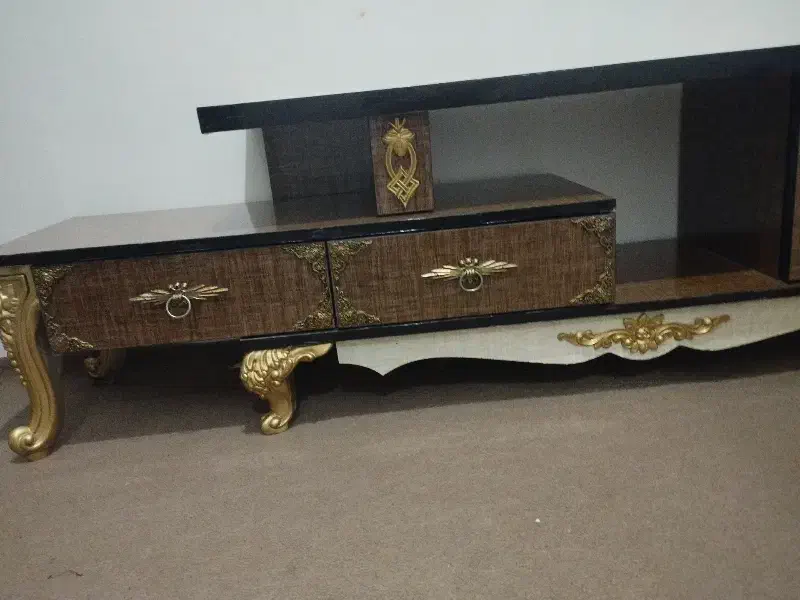 میز تی وی|میز تلویزیون|مشکیندشت, |دیوار