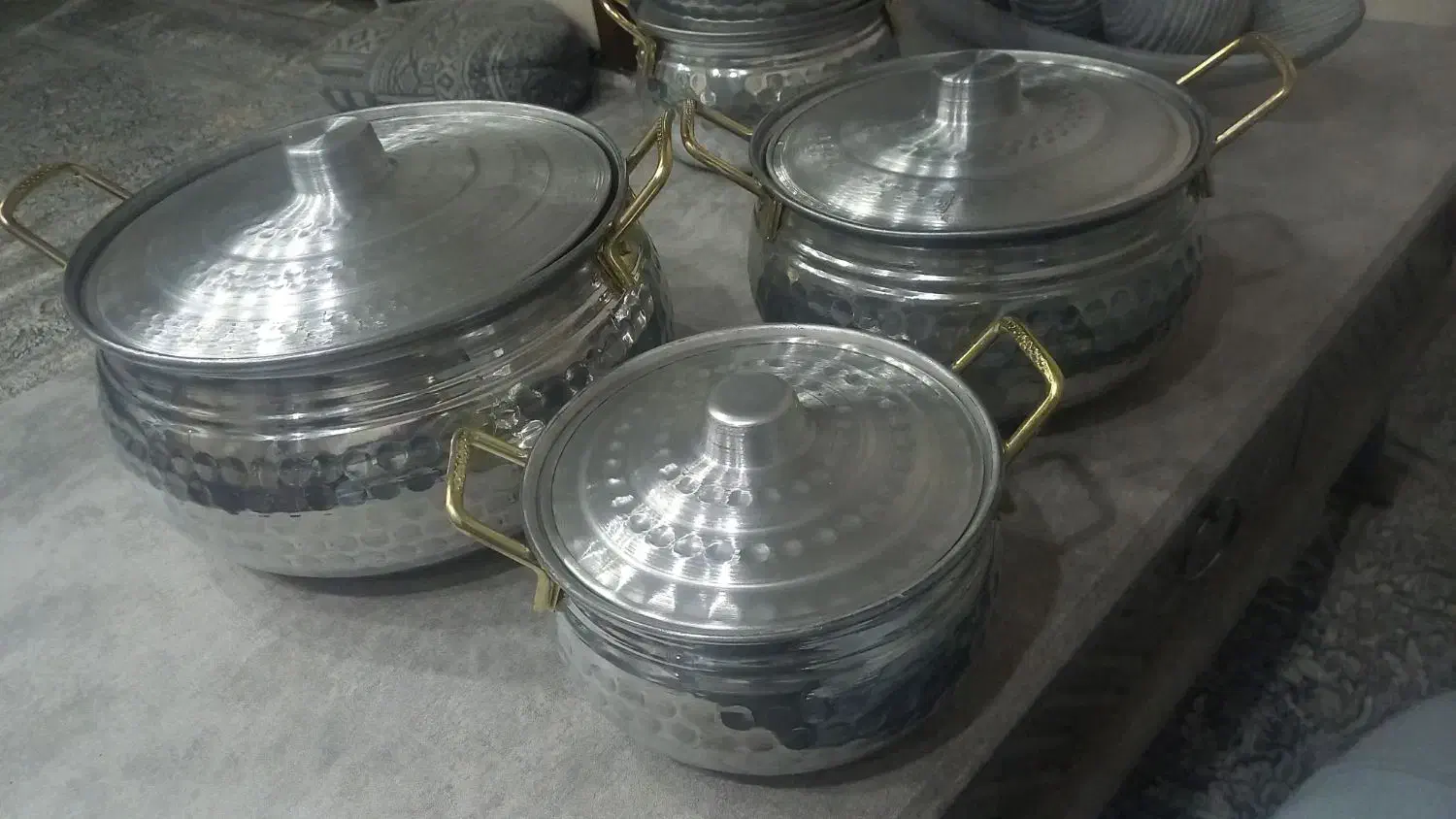 پک  ۷۰ تیکه  روحی چکشی|ظروف پخت‌وپز|شیراز, ترمینال باربری|دیوار