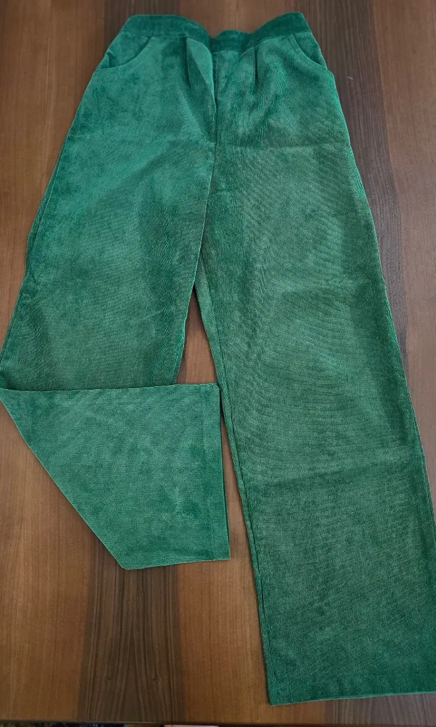 شلوار کبریتی|لباس|ساری, |دیوار