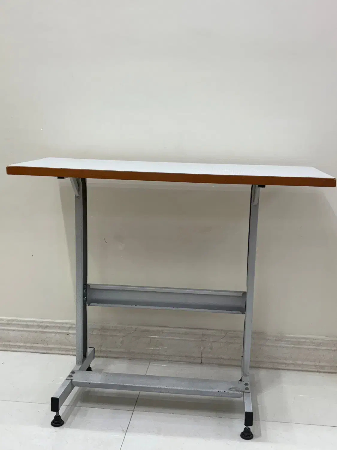 تجهیزات سالنی|میز تحریر و کامپیوتر|بندر گناوه, |دیوار