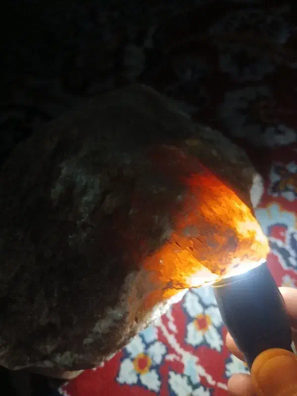 سنگ عسلی|کلکسیون اشیاء عتیقه|فسا, |دیوار