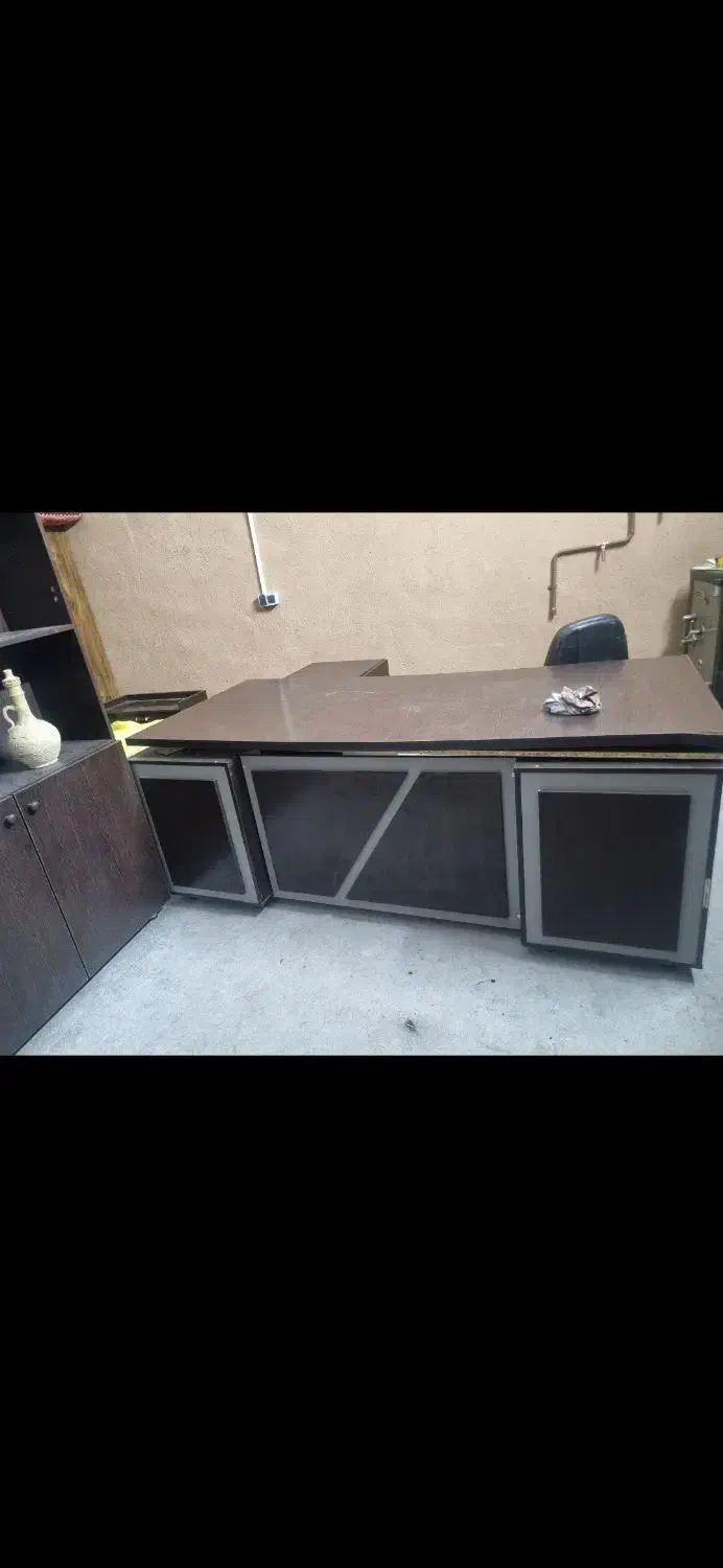 میز مدیریتی به همراه کتابخانه کمد|دفتر کار|کرمان, |دیوار