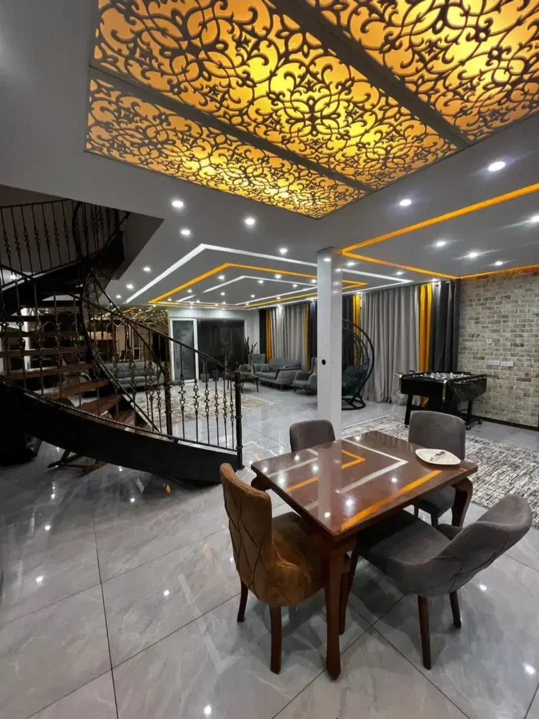 ویلااستخردار ۳ خوابه باسقف متحرک بامالک احرازشده|اجارهٔ کوتاهمدت ویلا و باغ|چاف و چمخاله, |دیوار