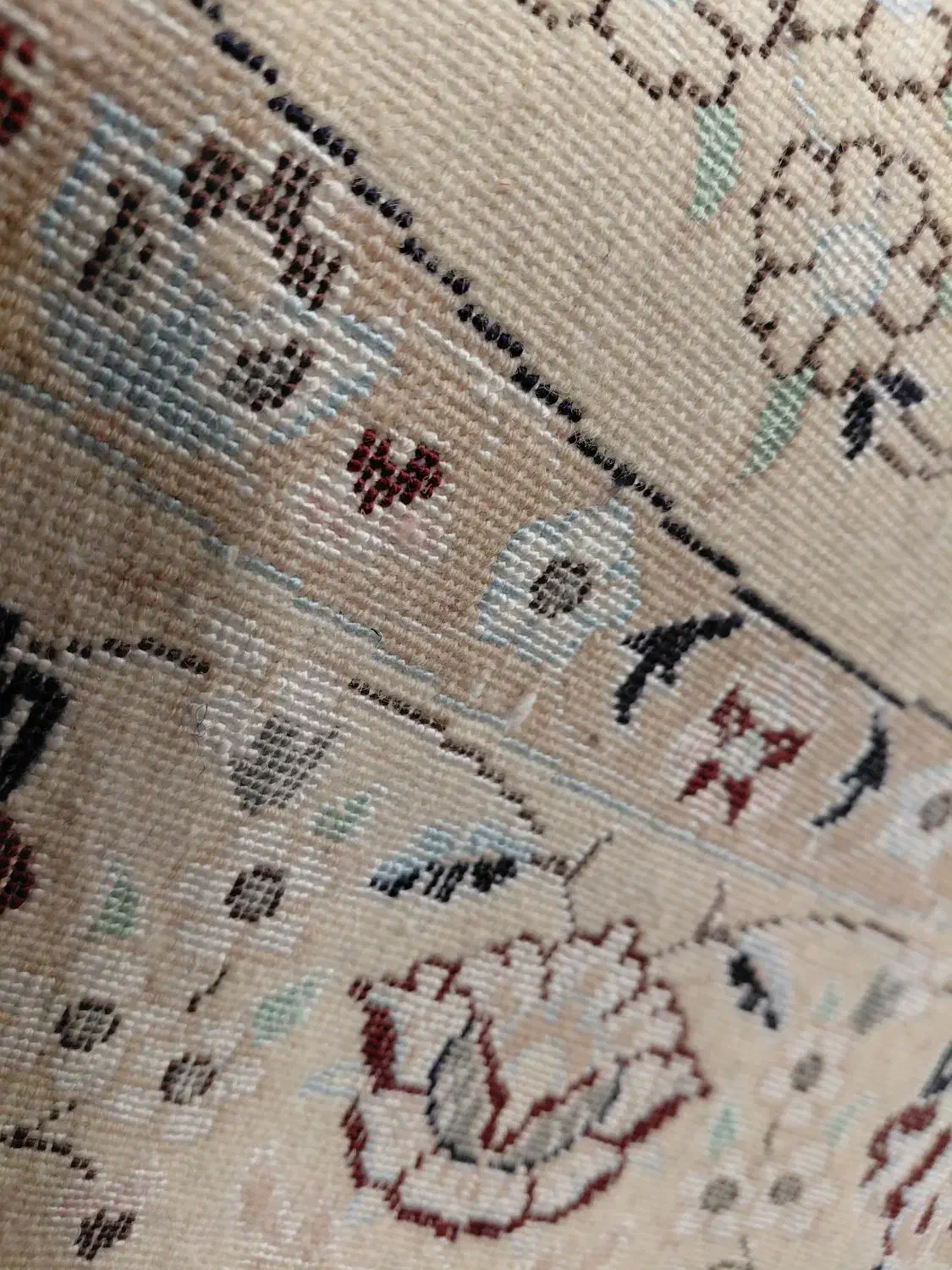 فرش دستبافت|فرش|اصفهان, خرم|دیوار