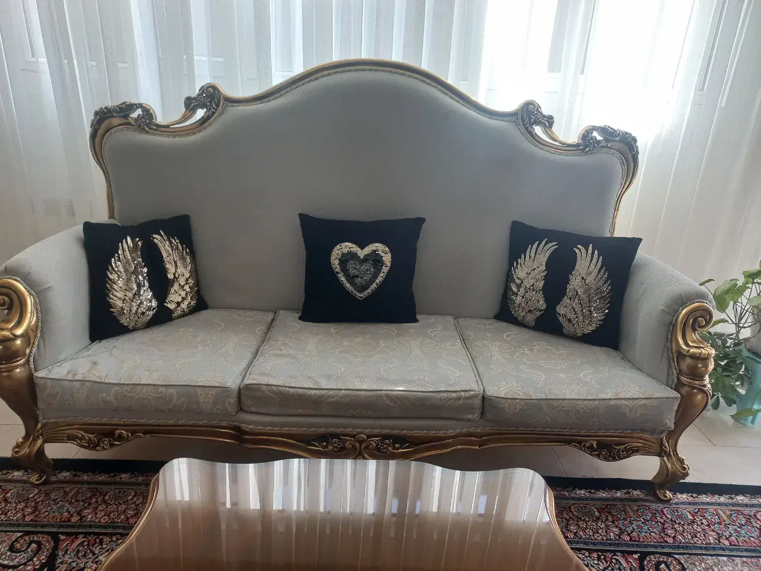 مبلمان ۷نفره سالم بدون هیچ شکستگی|مبلمان خانگی و میز عسلی|سریش آباد, |دیوار