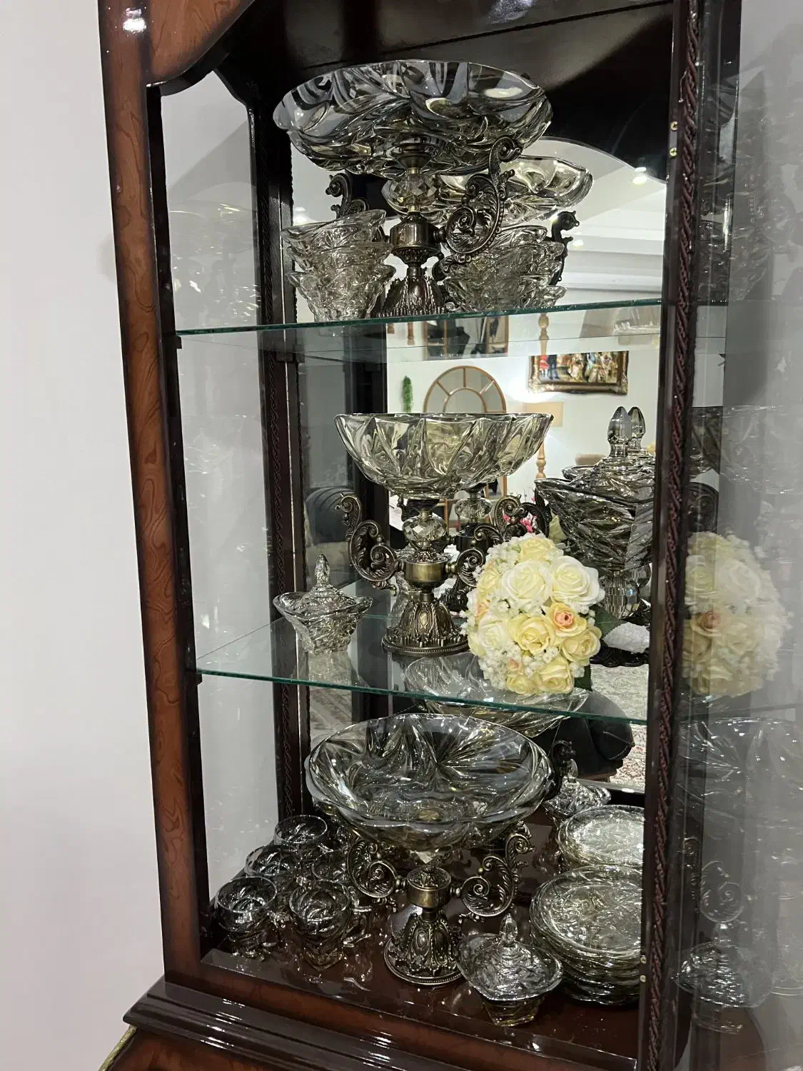 دکوری داخل بوفه نو|بوفه، ویترین، کنسول|میانه, |دیوار