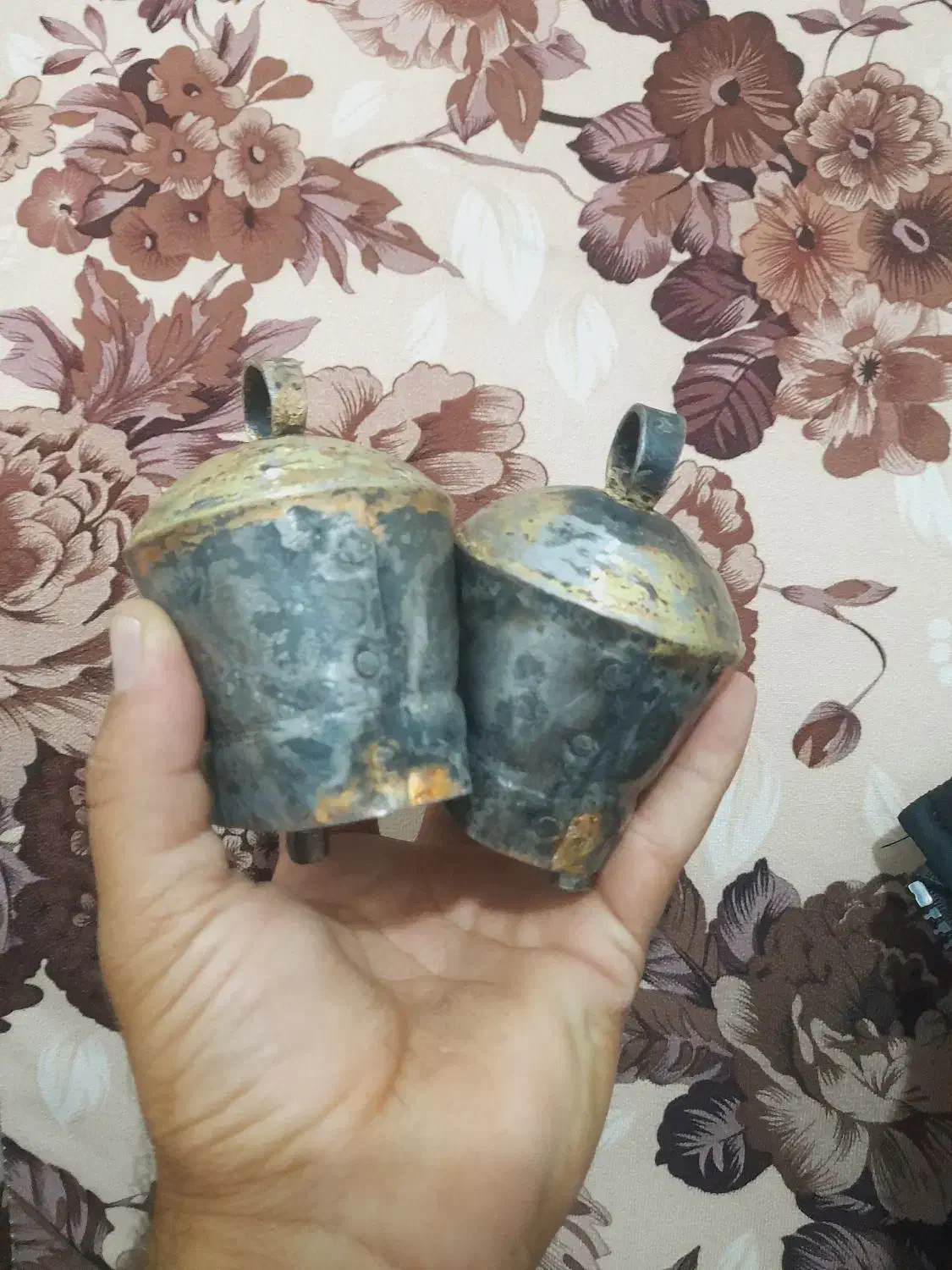 زنگوله یا زنگ|کلکسیون اشیاء عتیقه|رفسنجان, |دیوار