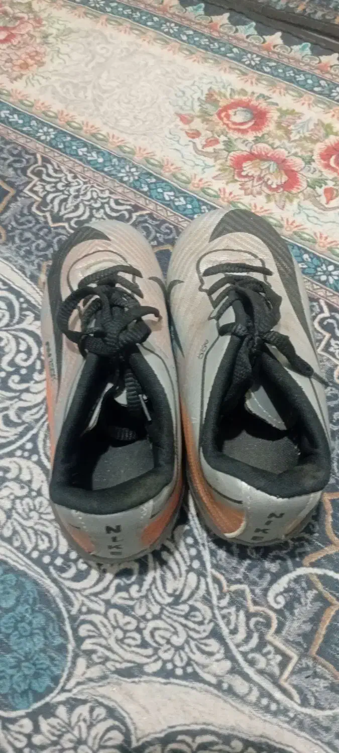 کفش ورزشی|کیف، کفش، کمربند|مسجد سلیمان, |دیوار