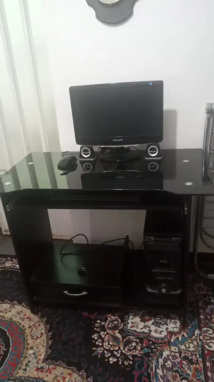 میز کامپیوتر و مانیتور|میز تحریر و کامپیوتر|امیدیه, |دیوار