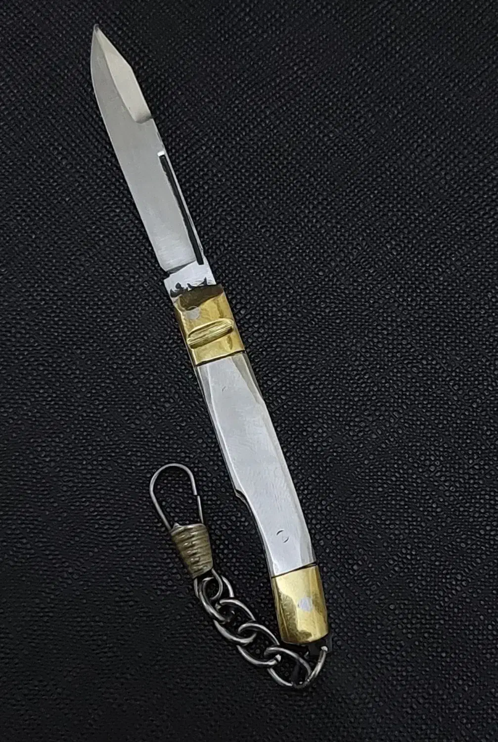 چاقو ،زنجان کلکسونی کوچک|کلکسیون اشیاء عتیقه|ملایر, |دیوار