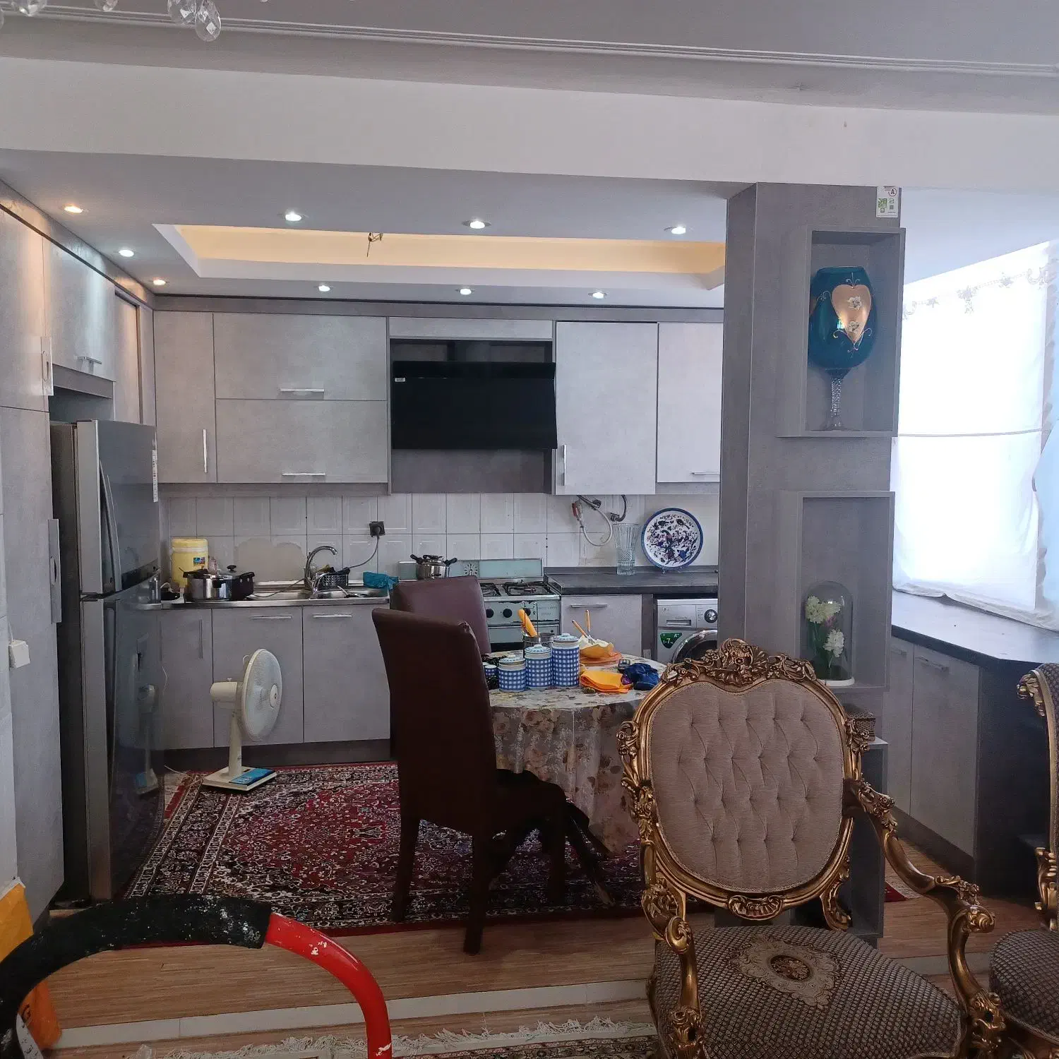 نصاب کابینت کمد درب چوبی|خدمات پیشه و مهارت|اصفهان, نقش جهان|دیوار