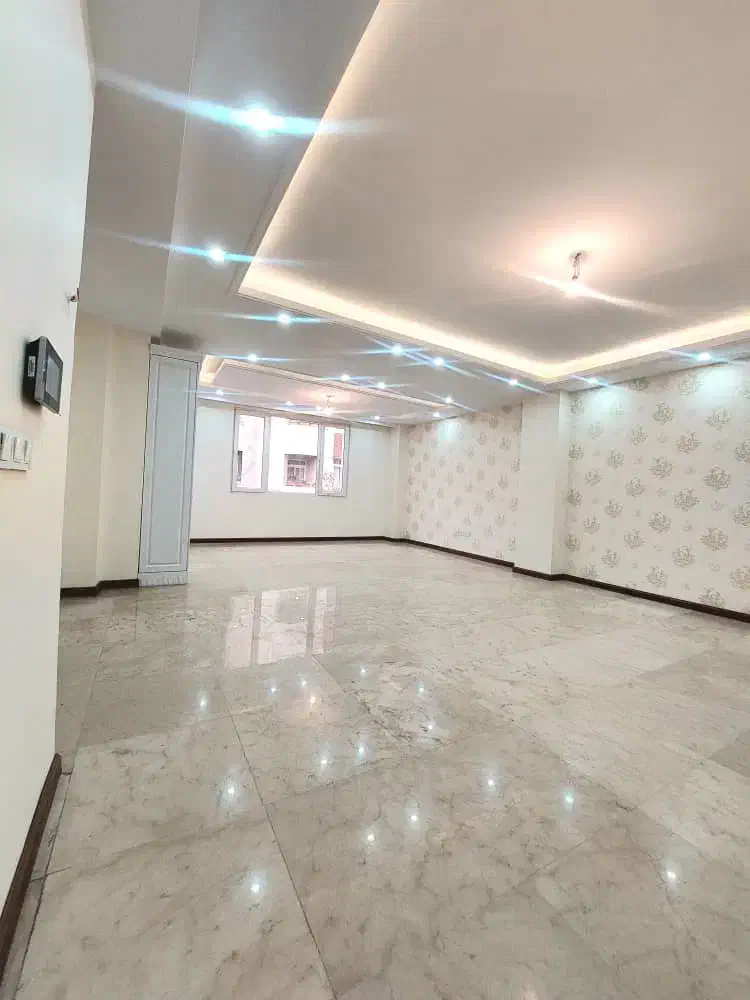 آپارتمان۱۲۰متر/۲خ/تک واحد۳ساله/چهارباغ شرقی/شخصی