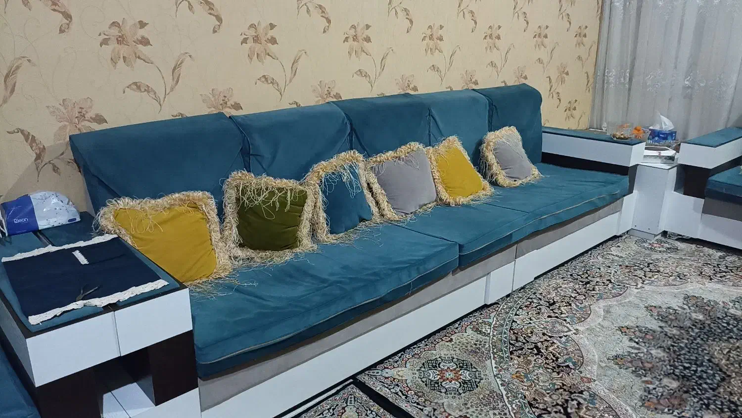 مبل|مبلمان خانگی و میز عسلی|پرند, فاز ۶|دیوار