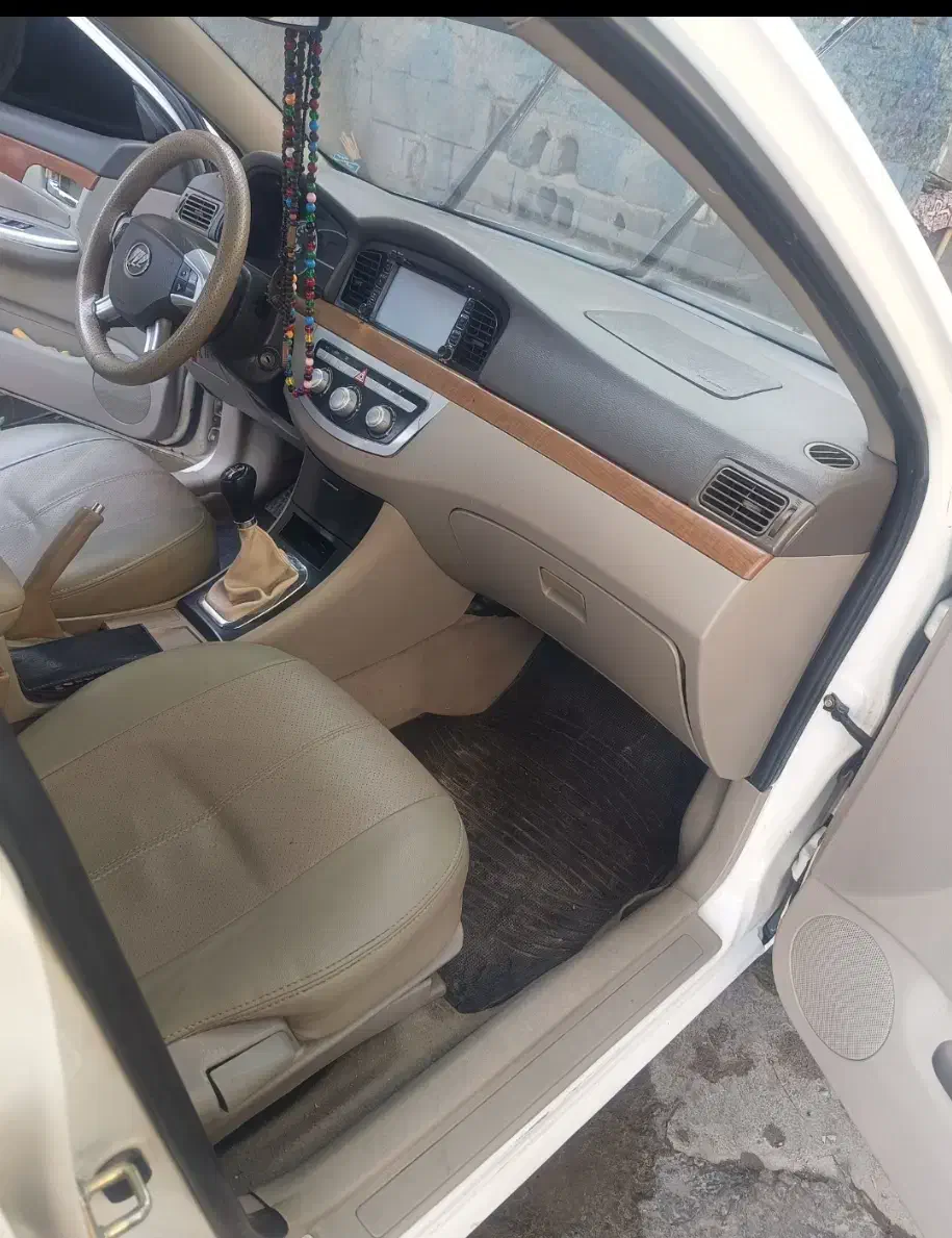 لیفان۶۲۰|خودرو سواری و وانت|بجنورد, |دیوار